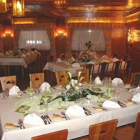 Otel Komplex Bergheimat & Moonlight 2*